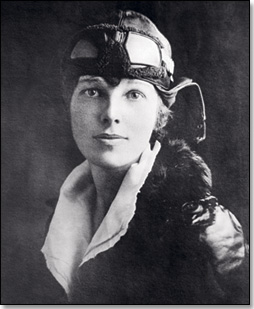 Google, Amelia Earhart'ı Andı